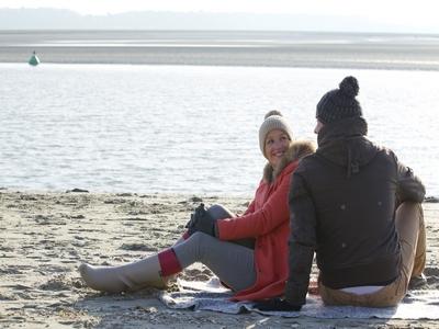 En amoureux, couple sur la plage du Crotoy En amoureux, couple sur la plage du Crotoy
