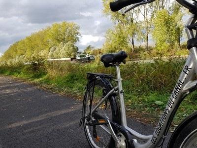 vallee-somme-velo-peniche_sommetourisme-dm.jpg vallee-somme-velo-peniche_sommetourisme-dm.jpg