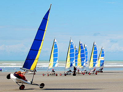 Char à voile à Quend, Baie de Somme Char à voile à Quend, Baie de Somme