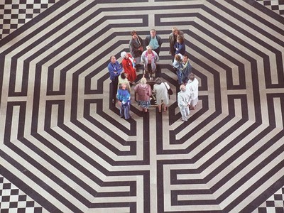 cathedrale labyrinthe visiteurs, Somme.jpg cathedrale labyrinthe visiteurs, Somme.jpg