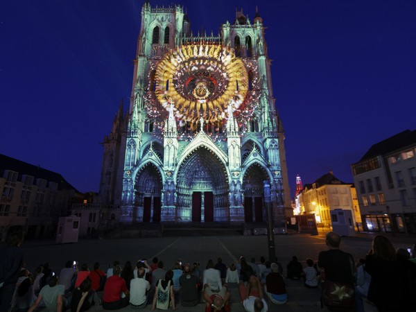 chroma spectacle cathédrale Amiens, Somme chroma spectacle cathédrale Amiens, Somme
