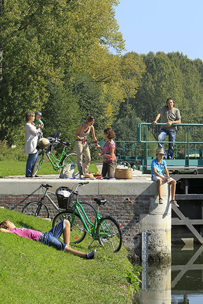 Pause sur la Véloroute Vallée de Somme Pause sur la Véloroute Vallée de Somme