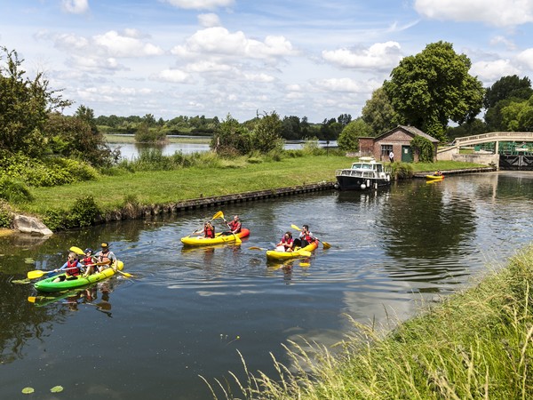 Canoë en vallée de Somme Canoë en vallée de Somme
