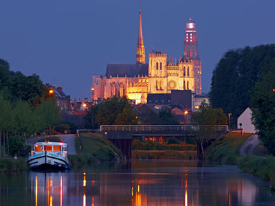 locaboat-spiegelhalter.jpg locaboat-spiegelhalter.jpg